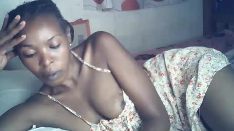 sexxy_curvy23 online show from 01/17/26, 06:29