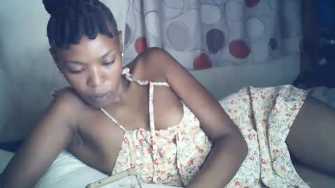 sexxy_curvy23 online show from 02/06/26, 04:39