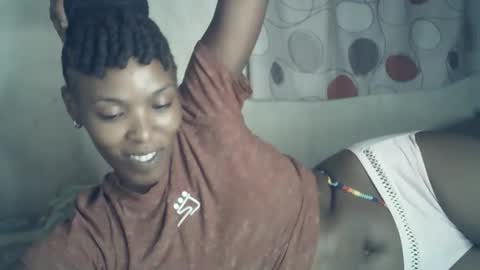 sexxy_curvy23 online show from 02/08/26, 06:11