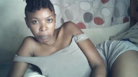 sexxy_curvy23 online show from 02/14/26, 05:26