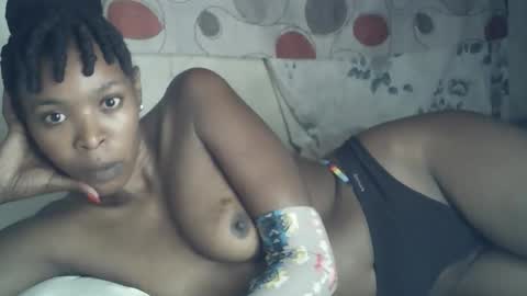 sexxy_curvy23 online show from 03/08/26, 02:59