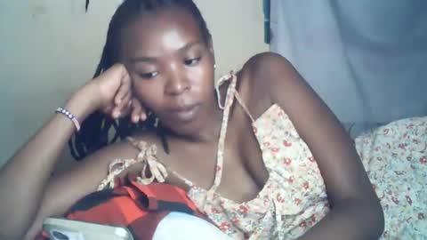 sexxy_curvy23 online show from 06/25/26, 03:28