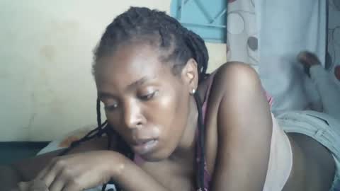sexxy_curvy23 online show from 06/30/26, 06:09