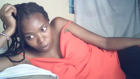 sexxy_curvy23 online show from 07/05/26, 04:07