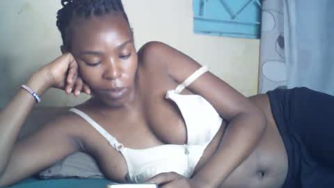 sexxy_curvy23 online show from 07/20/26, 03:43