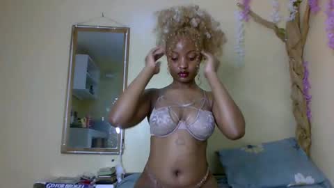 sexxy_daisyy online show from 11/16/25, 02:39