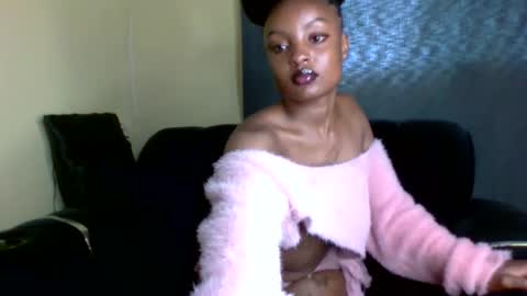 sexxy_daisyy online show from 03/16/26, 06:17