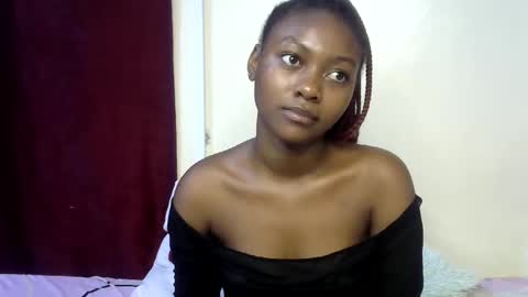 Snapshot of sexxy_divaa chatting on 02/21/26, 06:36 vicky online show from 02/21/26, 06:36