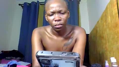 Snapshot of sexxy_goddes chatting on 06/05/26, 03:02 skylar online show from 06/05/26, 03:02