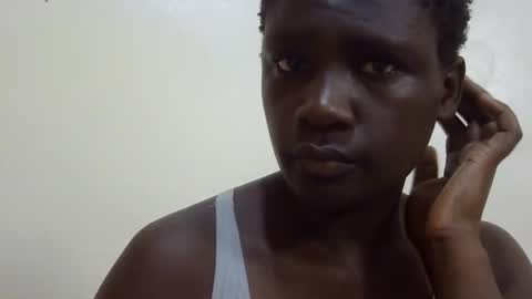Snapshot of sexxy_maya1 chatting on 10/18/25, 09:32 sexxy_maya1 online show from 10/18/25, 09:32