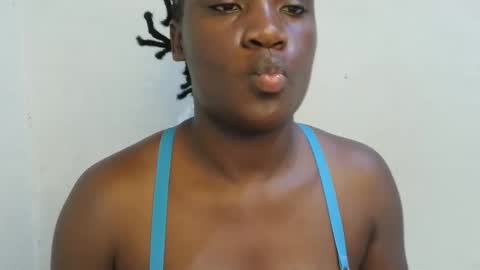 Snapshot of sexxy_maya1 chatting on 05/03/26, 08:04 sexxy_maya1 online show from 05/03/26, 08:04