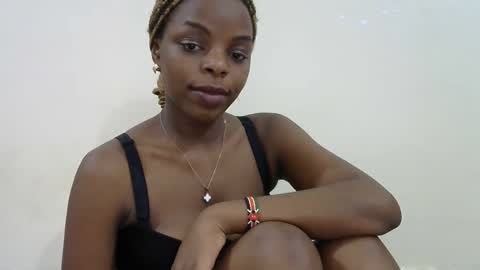 Snapshot of sexxy_montana chatting on 11/03/25, 08:37 sexxy_montana online show from 11/03/25, 08:37