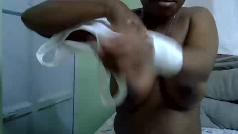 African Queen online show from 11/04/25, 12:48