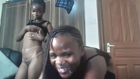 ivy online show from 11/07/25, 02:22