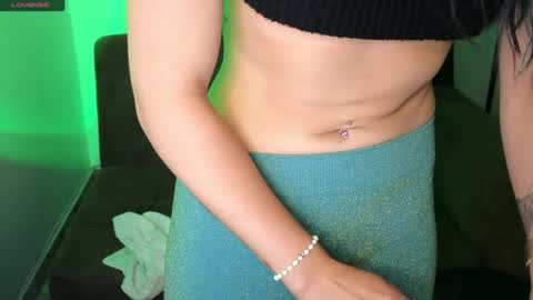 Snapshot of sexxylady__ chatting on 04/28/26, 02:27 Angie online show from 04/28/26, 02:27