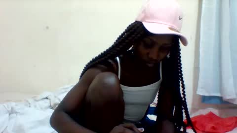 Snapshot of sexxymaselina chatting on 02/11/25, 10:39 sexxymaselina online show from 02/11/25, 10:39