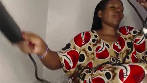 Snapshot of sexxywider_ebony chatting on 05/03/26, 06:47 sexxywide ebony online show from 05/03/26, 06:47