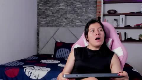 Sexxy-Couple online show from 02/26/26, 06:23