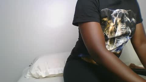 Tina online show from 03/02/25, 05:47