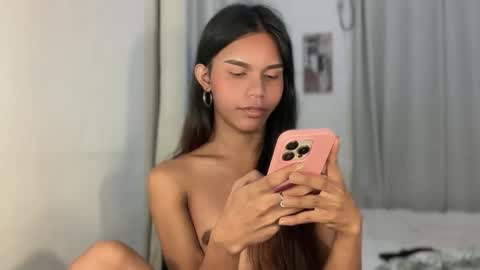 sexy_alexa17 online show from 04/20/26, 05:37