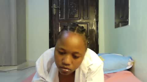 Snapshot of sexy_ariana_2 chatting on 01/29/25, 03:22 Ariana online show from 01/29/25, 03:22