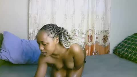 Snapshot of sexy_ariana_2 chatting on 03/06/25, 06:41 Ariana online show from 03/06/25, 06:41