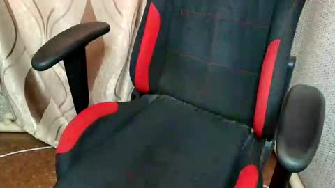 Jessica  Face only in pvt or in snapchat Dont ask more.... online show from 03/04/26, 11:16