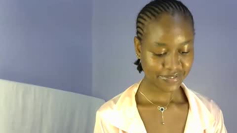 Snapshot of sexy_b7 chatting on 10/10/25, 02:32 kiki online show from 10/10/25, 02:32