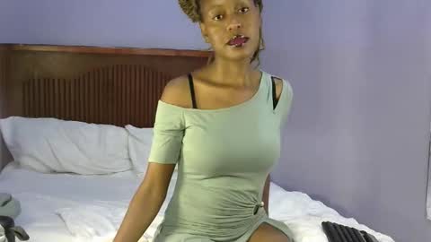 kiki online show from 02/08/26, 10:24