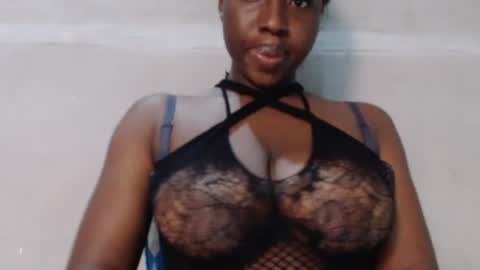 Snapshot of sexy_blaq123 chatting on 06/15/26, 09:11 sexyblaq online show from 06/15/26, 09:11