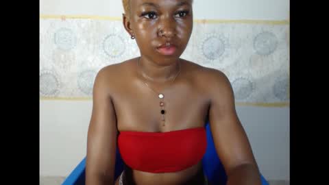 sexy_bluey247 online show from 10/14/25, 04:35