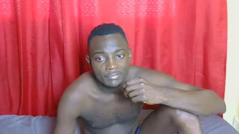 Snapshot of sexy_buddyz55 chatting on 07/20/26, 09:45 Suudi online show from 07/20/26, 09:45