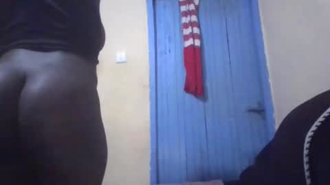 sexy_butty01 online show from 04/15/26, 10:32