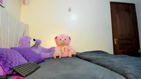 Celena Selena online show from 02/18/26, 07:15