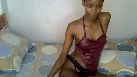 Snapshot of sexy_charliee chatting on 02/02/26, 04:11 sexy_charliee online show from 02/02/26, 04:11