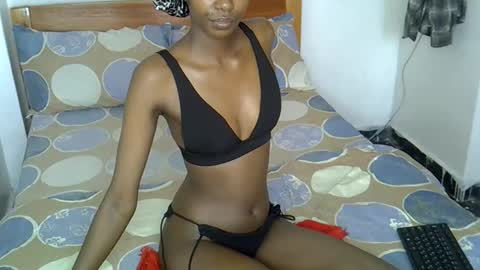 Snapshot of sexy_charliee chatting on 02/03/26, 02:22 sexy_charliee online show from 02/03/26, 02:22