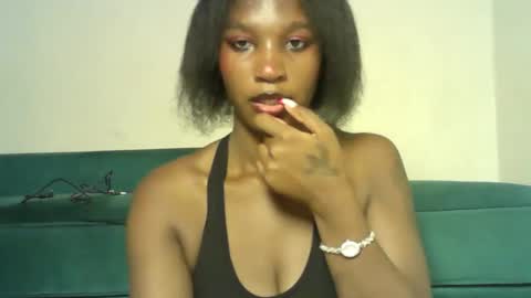 Snapshot of sexy_chocoy05 chatting on 11/17/25, 04:13 sexy_chocoy05 online show from 11/17/25, 04:13