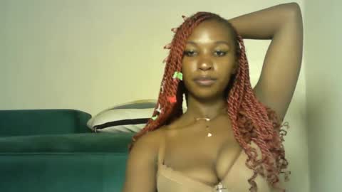 sexy_chocoy05 online show from 12/23/25, 12:08