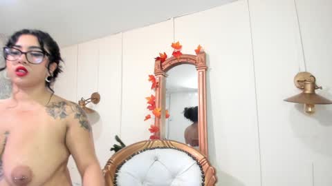  C R I S T A L  online show from 12/18/24, 06:53