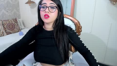  C R I S T A L  online show from 01/22/25, 07:35