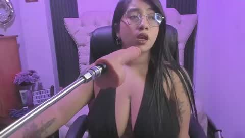 Snapshot of sexy_cristall chatting on 06/24/26, 08:41 C R I S T A L online show from 06/24/26, 08:41