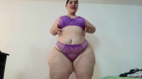 karla           instagram  online show from 01/15/25, 04:43