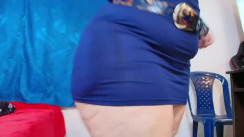 karla           instagram  online show from 04/14/26, 04:57