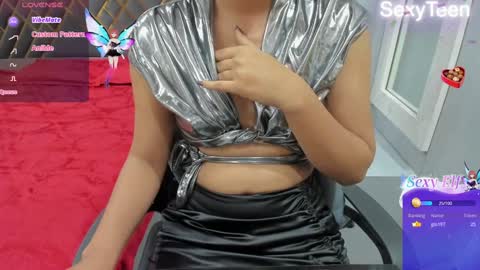 Snapshot of sexy_doll_1_ chatting on 02/04/25, 12:22 Sexydoll online show from 02/04/25, 12:22
