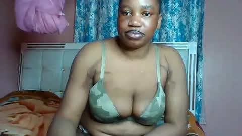 Snapshot of sexy_dot chatting on 12/13/24, 09:20 dotie online show from 12/13/24, 09:20