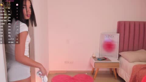 Snapshot of sexy_dreams19 chatting on 02/03/25, 01:19 My name is Keyty H. Welcome online show from 02/03/25, 01:19