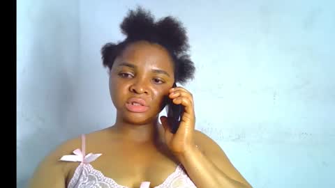 Clara online show from 12/02/25, 07:53