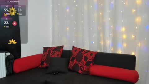 Snapshot of sexy_emeli chatting on 01/18/25, 06:34 MY ONLYFANS page is back - online show from 01/18/25, 06:34