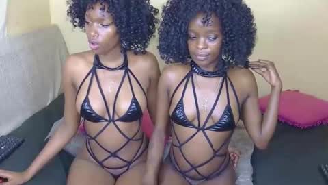 Snapshot of sexy_galfie01 chatting on 09/26/25, 06:39 sexy_galfie01 online show from 09/26/25, 06:39