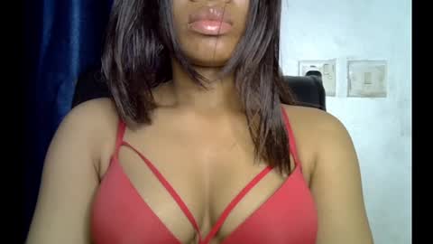 Snapshot of sexy_goddess_pet chatting on 07/15/26, 08:36 Ella online show from 07/15/26, 08:36